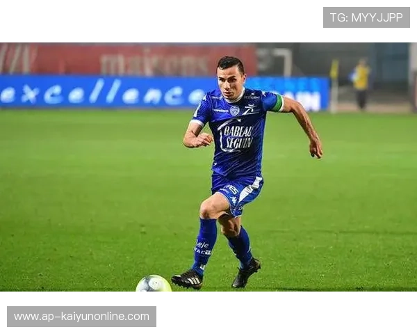 亚眠中场表现出色,助球队主场取胜,亚眠逝世是什么意思